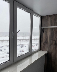 Теплое остекление и отделка балкона в Щелково фото